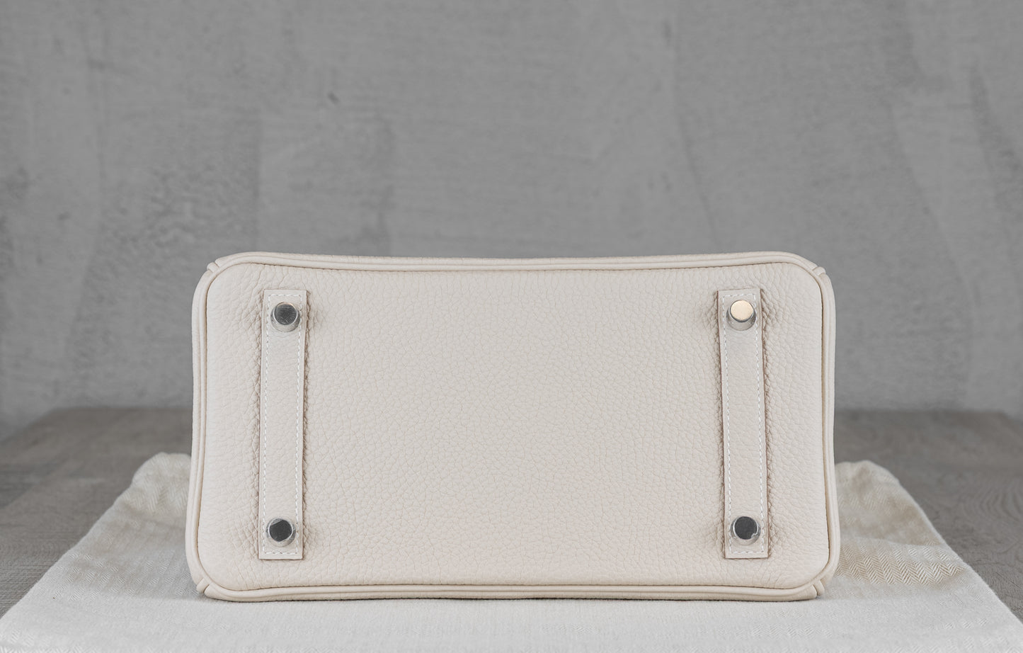 Hermès B25 Birkin 25 Retourne Bag in Gris Pale Togo Leather with Palladium Hardware