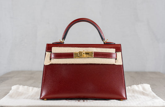 Hermès K20 Mini Kelly II 20 Sellier Bag in Rouge H Box Leather w/ Gold Hardware