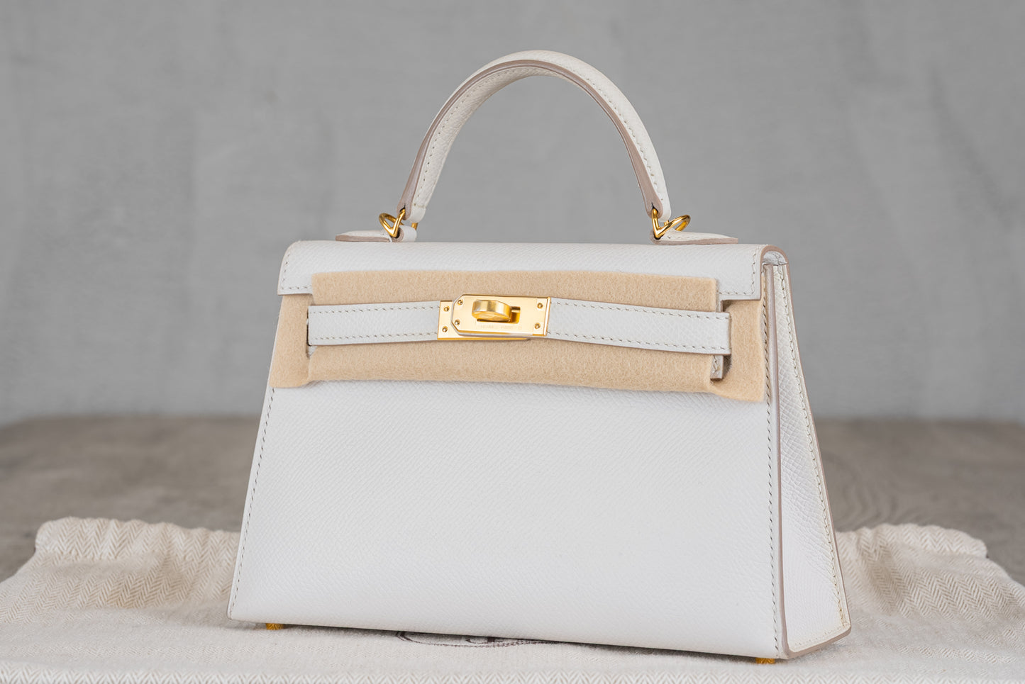 Hermès K20 Mini Kelly II 20 Sellier Bag in Gris Pale Epsom Leather w/ Gold Hardware