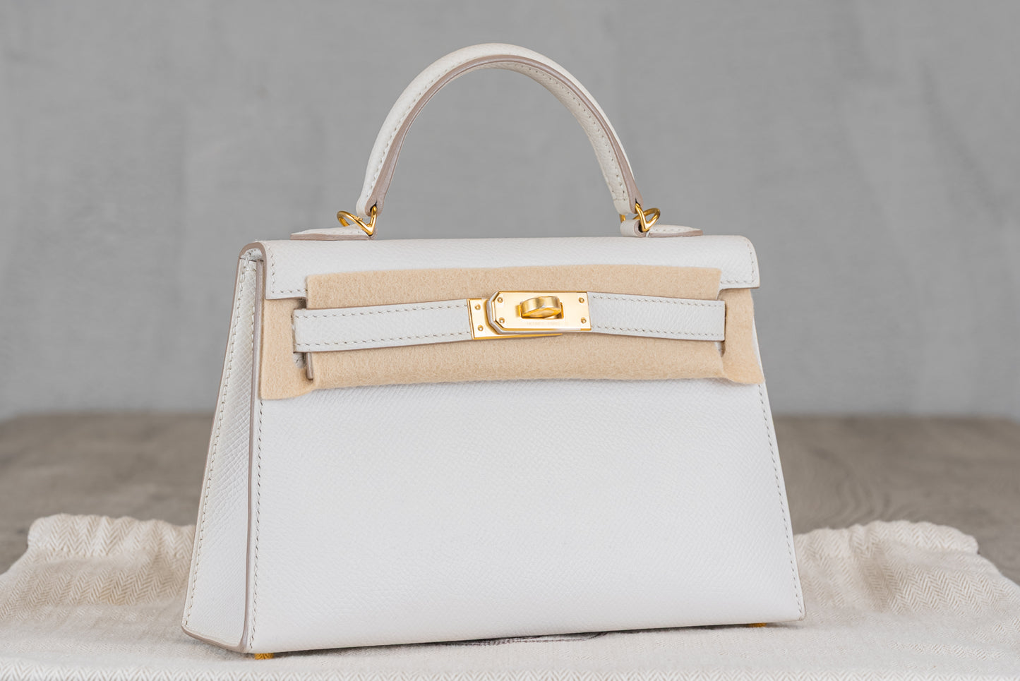 Hermès K20 Mini Kelly II 20 Sellier Bag in Gris Pale Epsom Leather w/ Gold Hardware