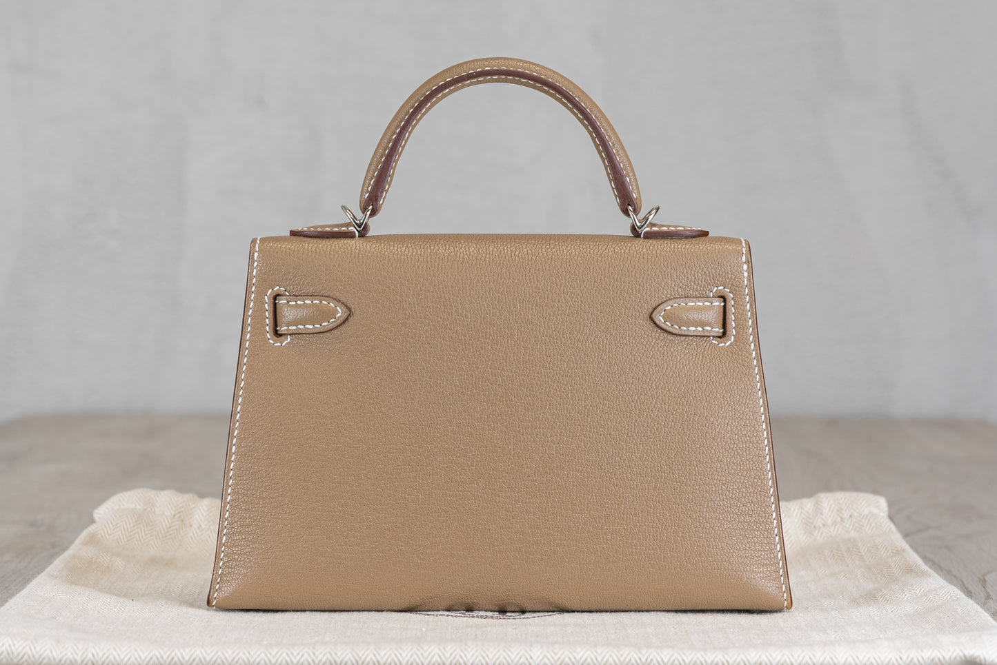 Hermès K20 Mini Kelly II 20 Sellier Bag in Etoupe Togo Leather w/ Palladium Hardware