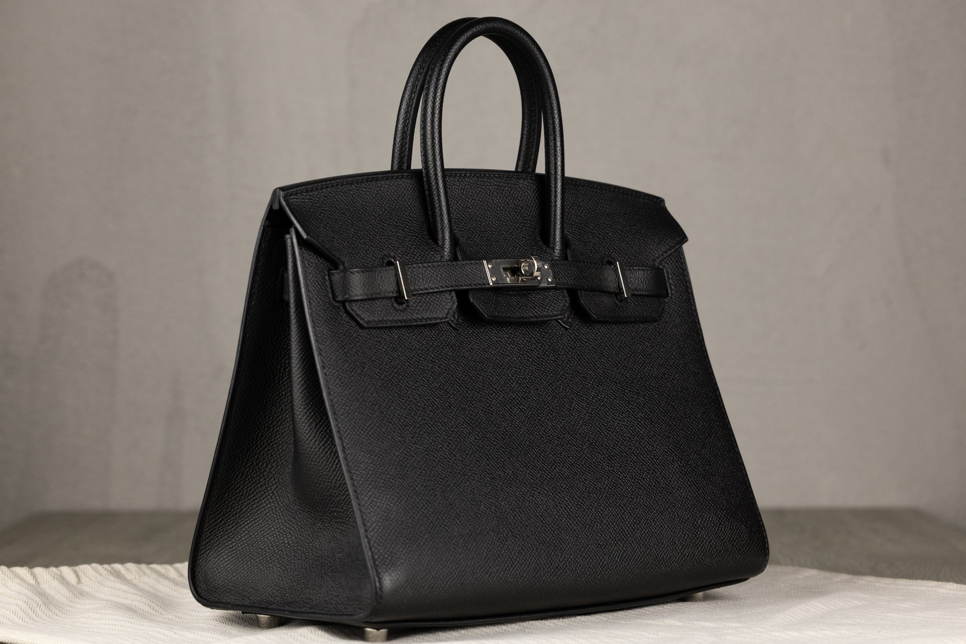 Hermès B25 Birkin 25 Sellier Bag in Black Epsom Leather with Palladium Hardware