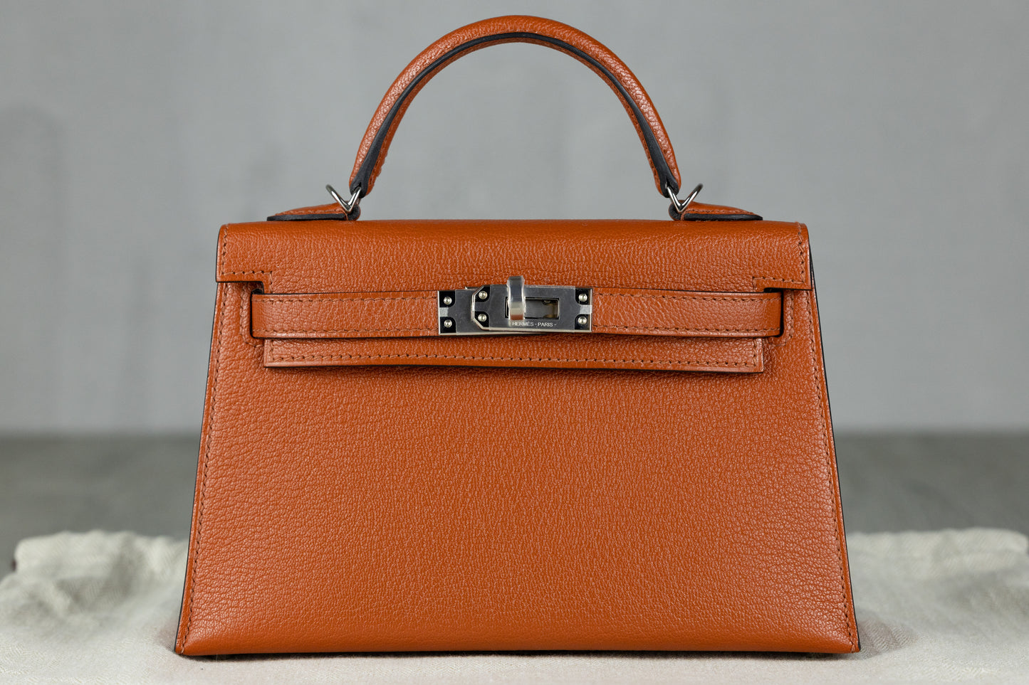 Hermès K20 Mini Kelly II 20 Sellier Bag in Brick Rose Chèvere Leather with Palladium Hardware