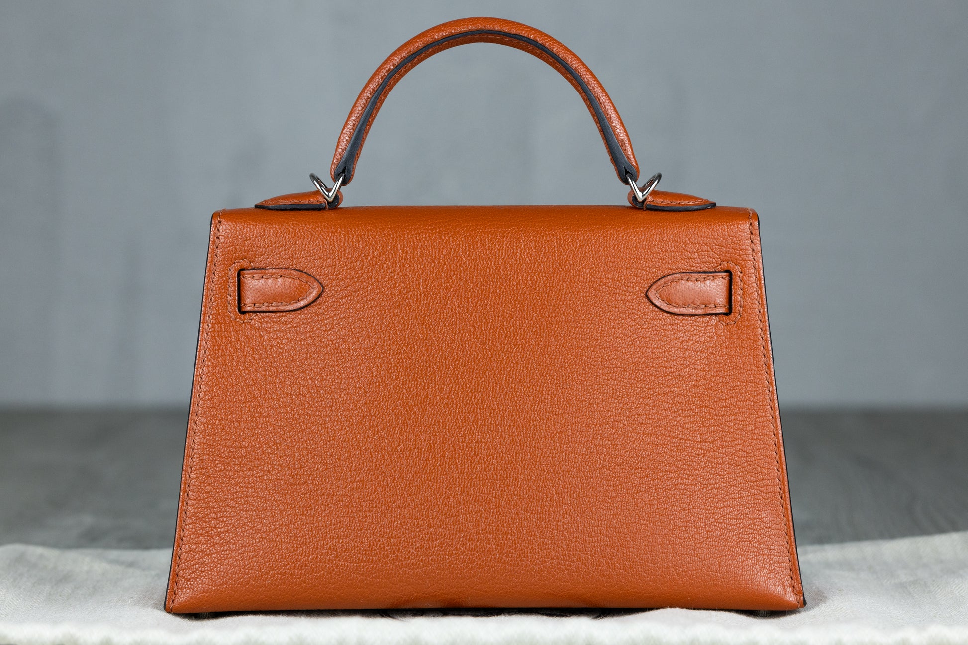 Hermès K20 Mini Kelly II 20 Sellier Bag in Brick Rose Chèvere Leather with Palladium Hardware