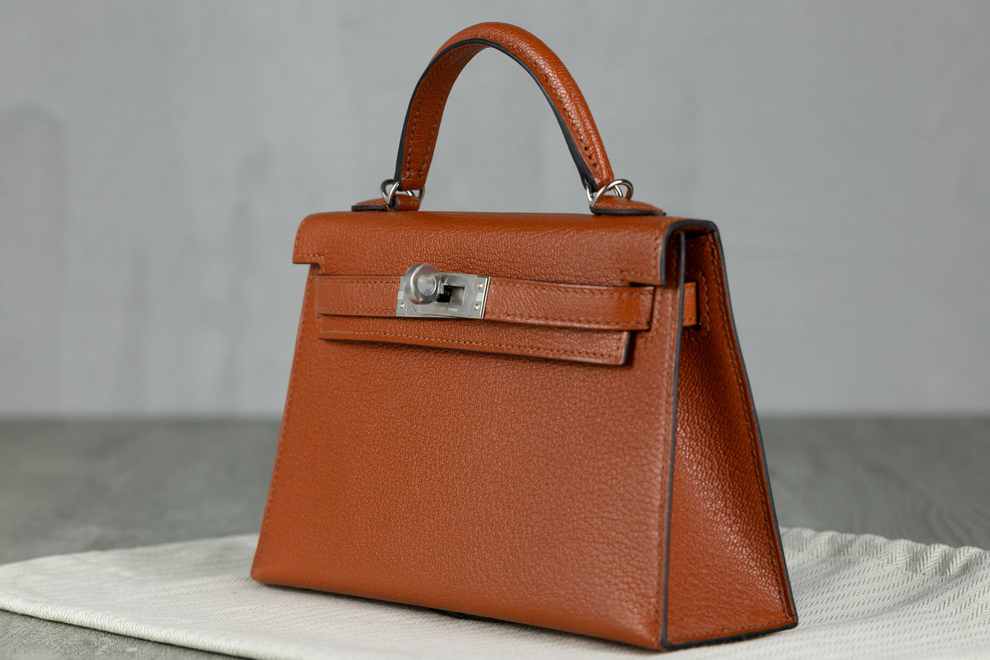 Hermès K20 Mini Kelly II 20 Sellier Bag in Brick Rose Chèvere Leather with Palladium Hardware