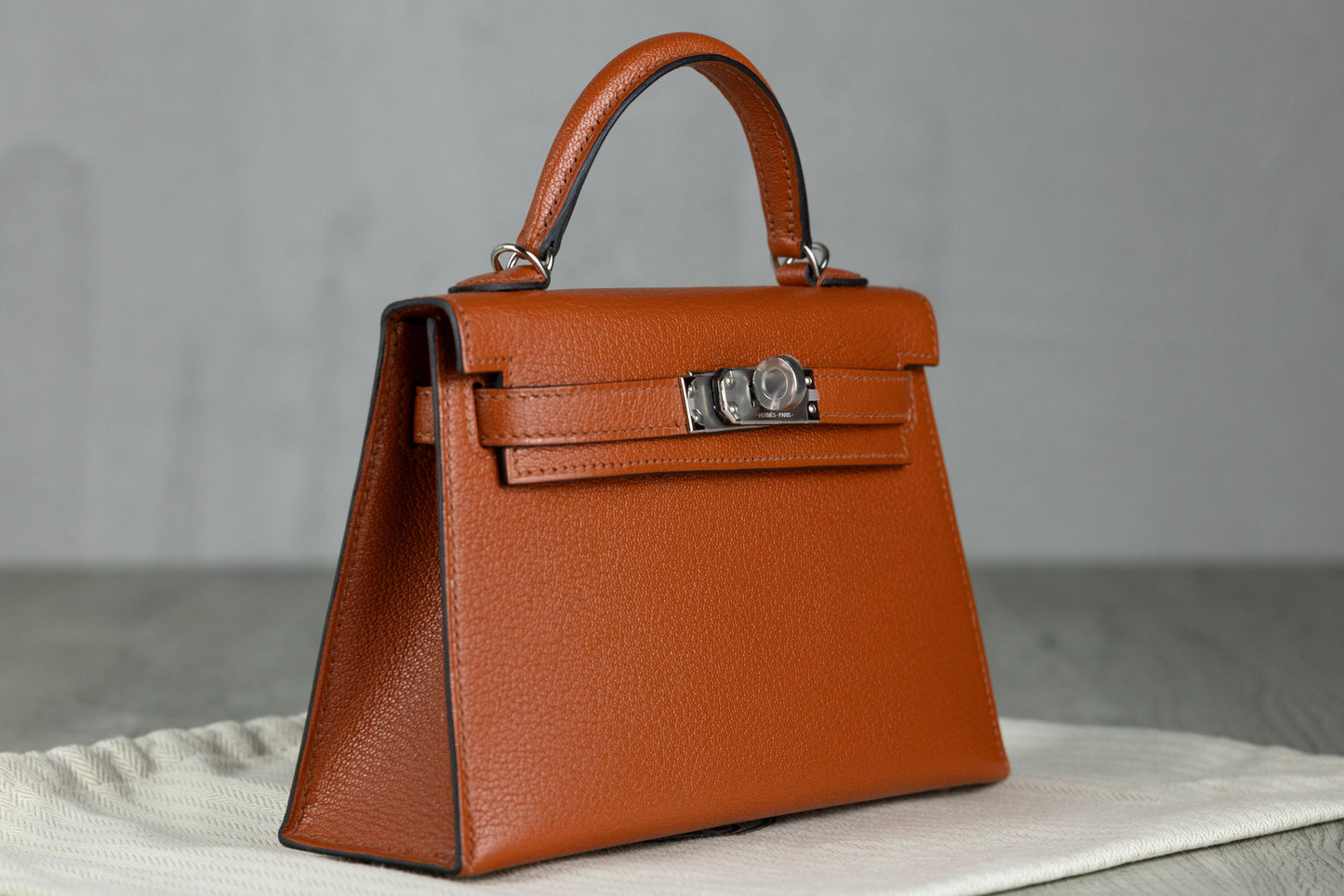 Hermès K20 Mini Kelly II 20 Sellier Bag in Brick Rose Chèvere Leather with Palladium Hardware