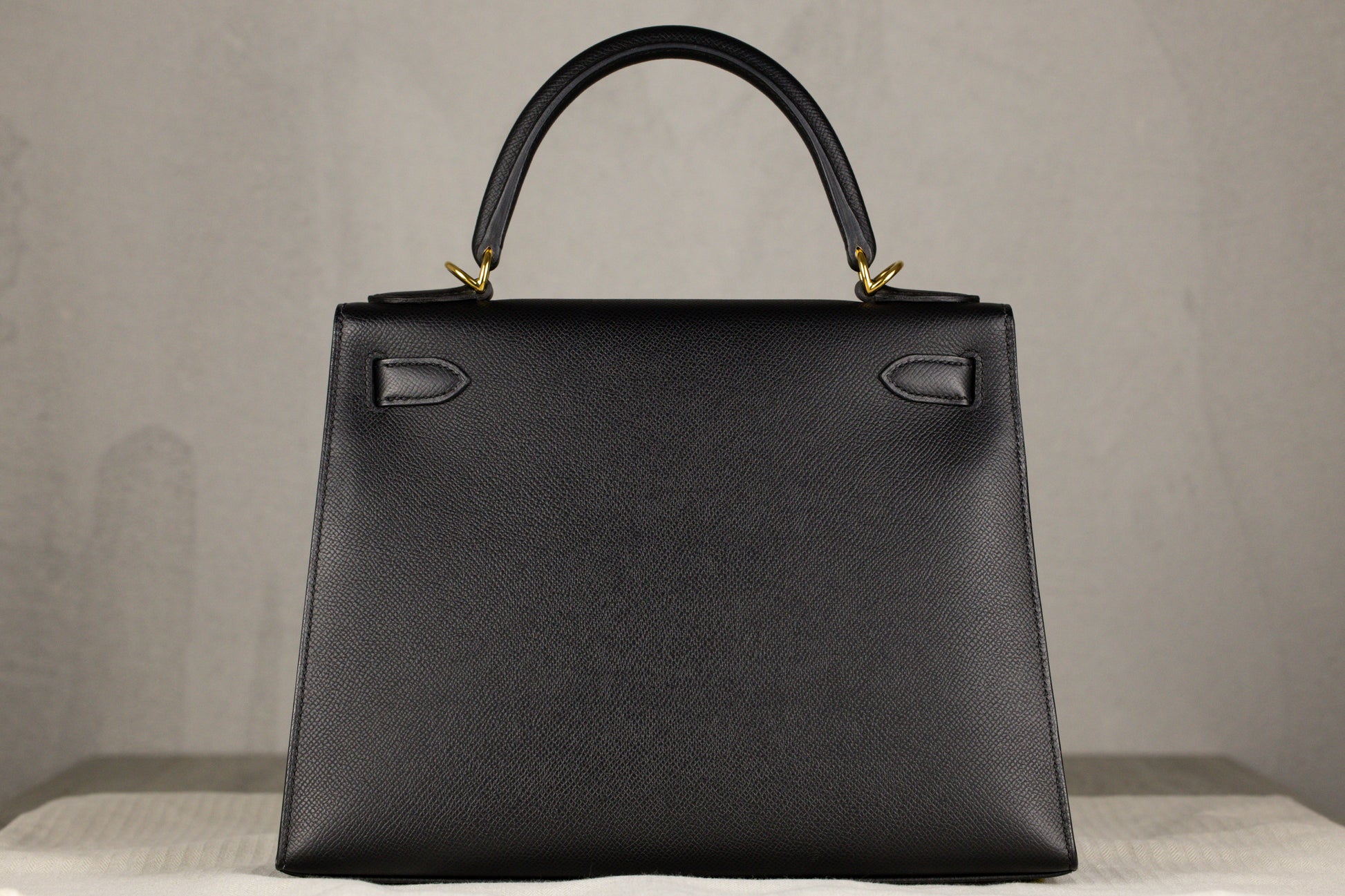 Hermès K28 Kelly II 28 Sellier Bag in Noir Epsom Leather with Gold Hardware Y Stamp