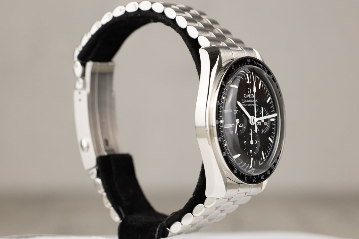 Omega 310.30.42.50.01.001 Speedmaster 42mm Tachymetre Stainless Steel Black Dial