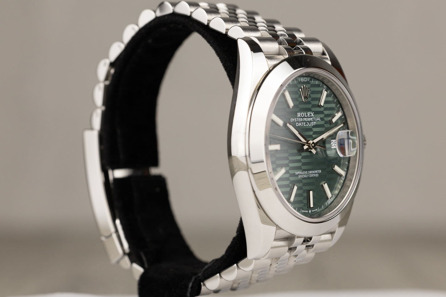 Rolex 126300 Datejust 41 Stainless Steel Oyster Bracelet Green Fluted Motif Dial