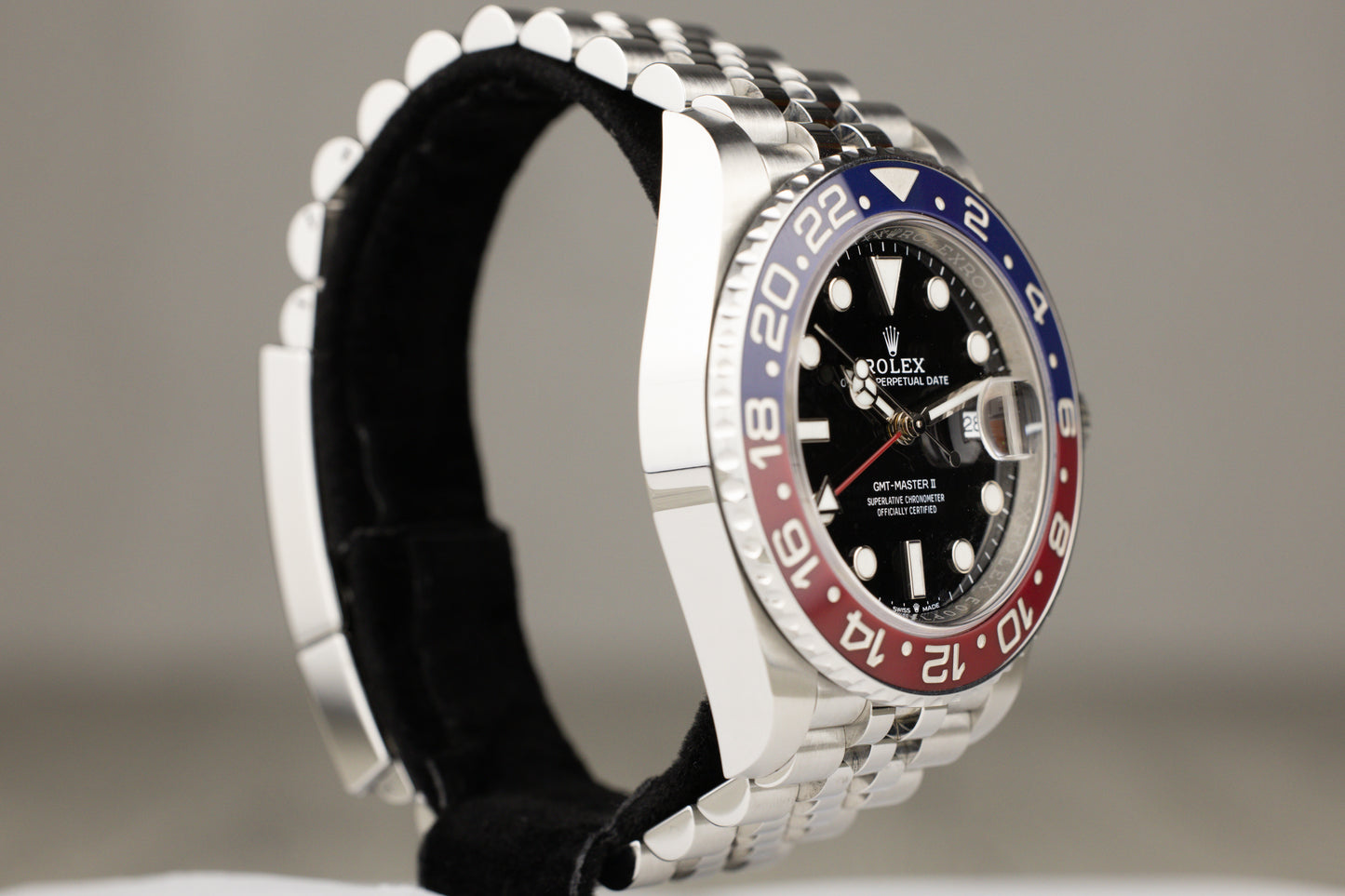 Rolex 126710BLRO GMT-Master II 'Pepsi' Stainless Steel Jubilee Bracelet Black Dial