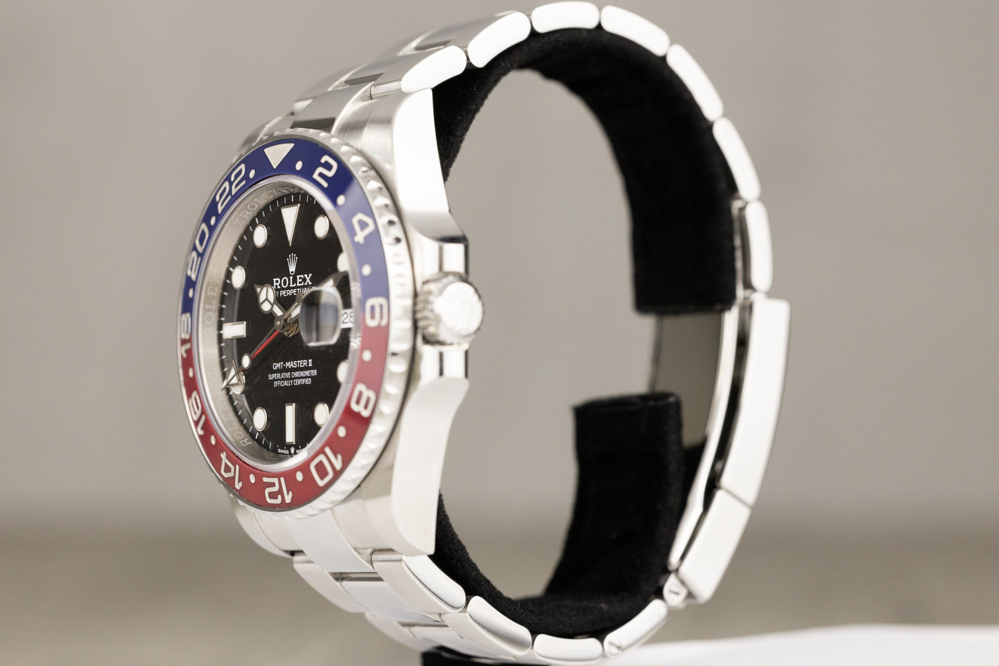 Rolex 126710BLRO GMT-Master II 'Pepsi' Stainless Steel Oyster Bracelet Black Dial