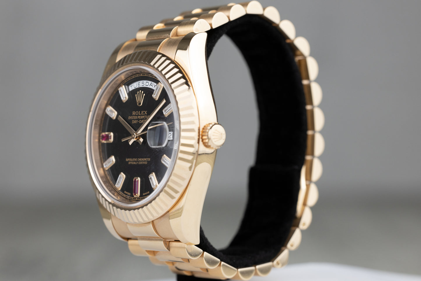 Rolex 218235 Day-Date II Rose Gold Black Ruby Diamond Dial