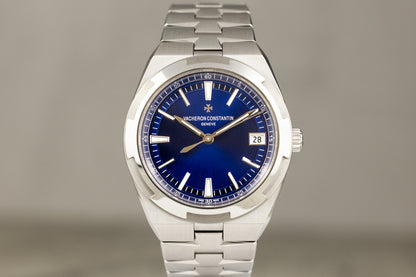 Vacheron Constantin 4500V/110A-B128 Overseas Stainless Steel Blue Dial